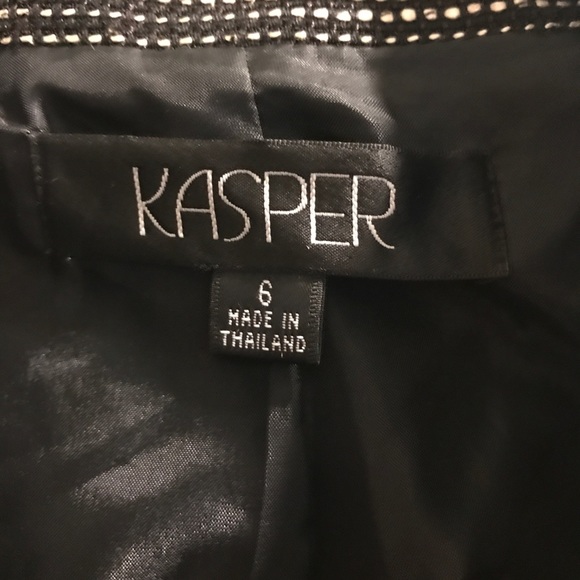 Kasper Women’s Suit Jacket, Size 6, B/W Textured - Picture 3 of 4